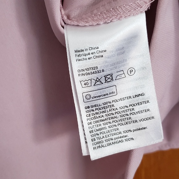 Deep V Blouse Top - Picture 4 of 4